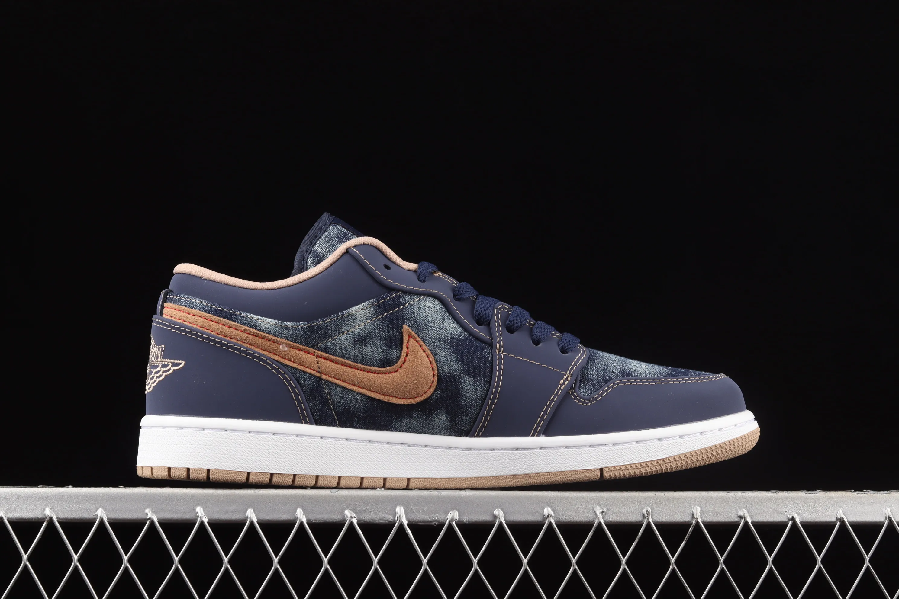 All categories Air Jordan Jordan series basketball shoes Air Jordan 1 Low G version pure original Air Jordan 1 Low AJ1 Joe 1 dark blue denim low-top cultural and leisure sports sneakers DH1259-400